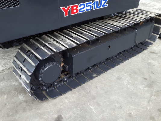 ขาย รถขุด YANMAR รุ่น YB251UZ แทร็กเหล็ก มือสองญี่ปุ่น ขาย รถขุด YANMAR รุ่น YB251UZ แทร็กเหล็ก มือสองญี่ปุ่น