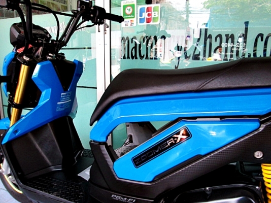 ZOOMER สีนํ้าเงิน สีรุ่นใหม่ รถเดือน พ.ย ปี 2556 ไมล์ 1195 โล ฟรีค่าโอน  44900