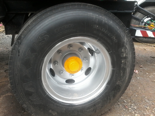 ขายลูกพ่วงสามมิตร