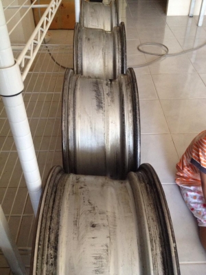 ขายล้อเล็บเหยียวแท้ ISUZU 16x7 เดิมๆ หนาๆ ไร้ซ่อม ขายล้อเล็บเหยียวแท้ ISUZU 16x7 เดิมๆ หนาๆ ไร้ซ่อม