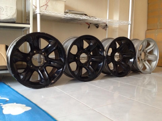 ขายล้อเล็บเหยียวแท้ ISUZU 16x7 เดิมๆ หนาๆ ไร้ซ่อม ขายล้อเล็บเหยียวแท้ ISUZU 16x7 เดิมๆ หนาๆ ไร้ซ่อม