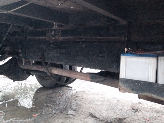 ขายรถ6ล้อเดก้า195ติดเครน3ตันยาว6.50 เมตรยาง 9.00 ขอบ20