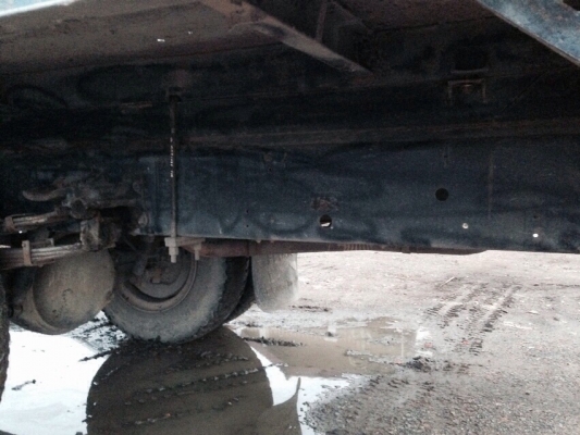 ขายรถ6ล้อเดก้า195ติดเครน3ตันยาว6.50 เมตรยาง 9.00 ขอบ20