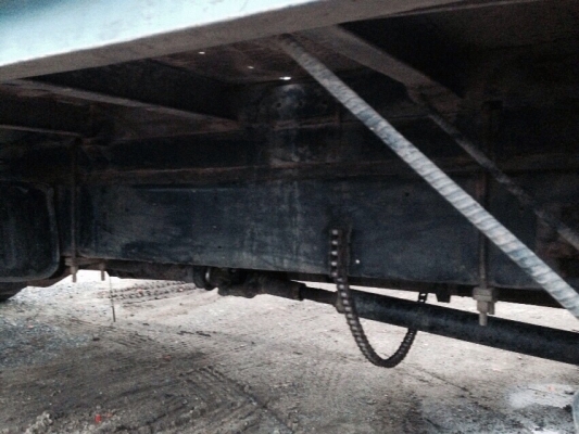 ขายรถ6ล้อเดก้า195ติดเครน3ตันยาว6.50 เมตรยาง 9.00 ขอบ20