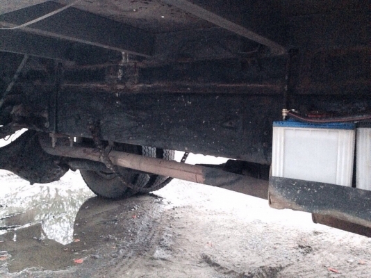 ขายรถ6ล้อเดก้า195ติดเครน3ตันยาว6.50 เมตรยาง 9.00 ขอบ20