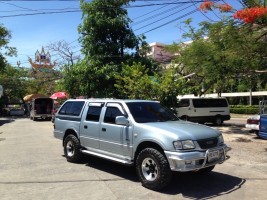 ขาย ISUZU CAB4ประตู ปี2001 รถสวย บางเดิม ขับดี 210.000 - ติดต่อ 080-9554480