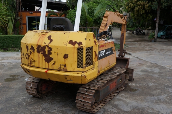 KOMUTSU PC20-3  เก่านอก