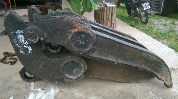 ปากคีบแบคโฮ 60 ปากคีบแบคโฮ 60