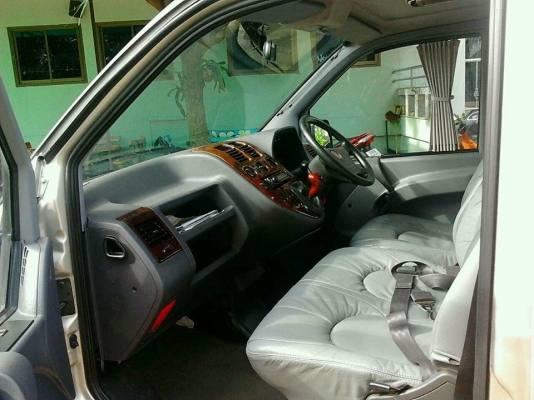 ขายรถตู้เบนซ์ วีโต้ ปี 2000 สภาพสวย เครื่อง 2000 cc ราคา 370,000 ต่อรองโทร  087-9666599  คุณหนาม