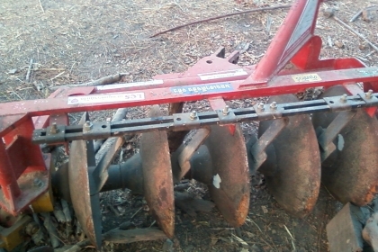 ขายผาลพรวน 5 ใบ 20 นิ้ว สภาพ 95 \% ราคา 20000 บาท (ครูเจมส์ 0821287055) คุยถูกใจลดได้อีกครับ..