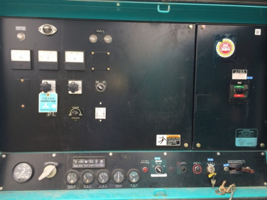 เครื่องปั่่นไฟมือสอง DCA-400SPK2 สนใจโทร 083 081 2889 ฟ้า