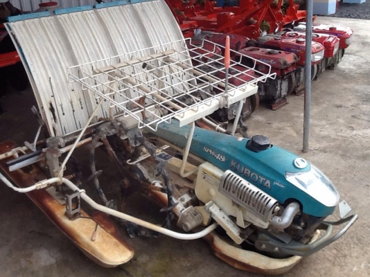 รถดำนาคูโบต้า 4 แถว..สภาพดีเดิมๆพร้อมใช้งาน