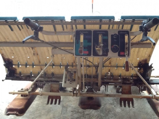 รถดำนาคูโบต้า 4 แถว..สภาพดีเดิมๆพร้อมใช้งาน