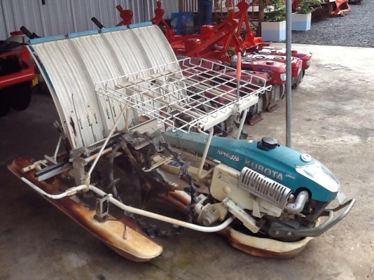 รถดำนาคูโบต้า 4 แถว..สภาพดีเดิมๆพร้อมใช้งาน