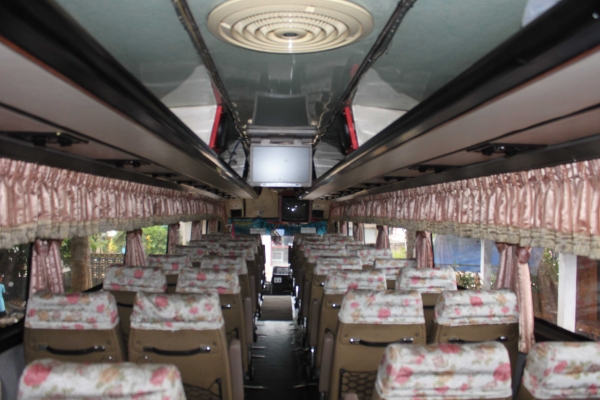 ขายบัส 6 ล้อแอร์ ฮีโน่ 580,000