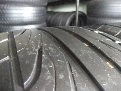 ยาง Dunlop 245/40/18 ปี 11