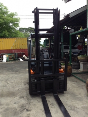 +++ ขายรถโฟล์คลิฟท์  TOYOTA  7FD25  ขนาด 2.5  ตัน  เสา 4 เมตร  เครื่องยนต์ดีเซล  เกียร์ธรรมดา  งา 1,070  มม.  ยางลม  ***  ลดราคา อีก  10,000.- บาท เหลือ  285,000.- บาท ครับ สภาพดี  พร้อมใช้งาน  รายละเอียด   คุยได้ครับ โทร. 081-659-7598 ***