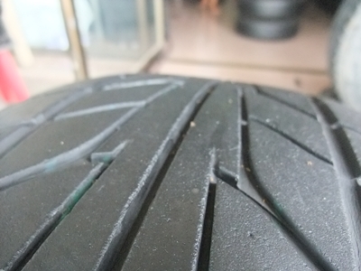 ยาง Nitto 225/45/18 ปี 10