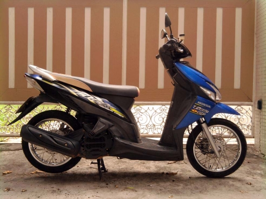 ขออนุญาติขายด่วน Honda Click Combi Brake มือเดียว โอนต่อภาษีฟรีหมดครับ