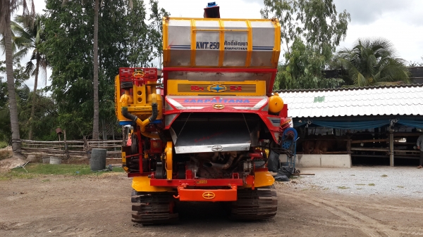 ขายรถเกี่ยวข้าวศักดิ์พัฒนาการเกษตร สนใจโทร0817638762ราคา550,000บาท ขายรถเกี่ยวข้าวศักดิ์พัฒนาการเกษตร สนใจโทร0817638762ราคา550,000บาท