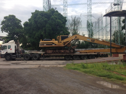 บริการรถขนส่ง และตอก-ถอนชีทไพล์ออกแบบระบบป้องกันดินพัง