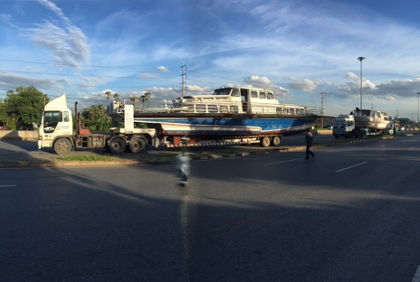 บริการรถขนส่ง และตอก-ถอนชีทไพล์ออกแบบระบบป้องกันดินพัง