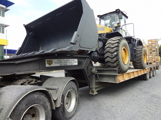 บริการรถขนส่ง และตอก-ถอนชีทไพล์ออกแบบระบบป้องกันดินพัง