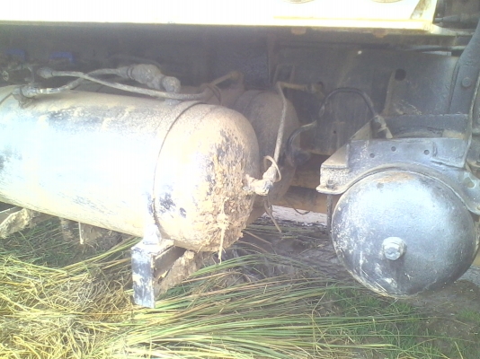 ขายด่วน! รถสิบล้อ2เพลา บรรทุกแม็กโคได้+รถเกี่ยวข้าวได้ เหล็กบีบหนา ขายด่วน! รถสิบล้อ2เพลา บรรทุกแม็กโคได้+รถเกี่ยวข้าวได้ เหล็กบีบหนา