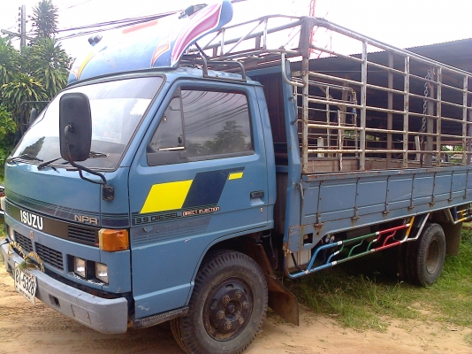 หกล้อ อีซูซุ NPR115เกียร์สั้น รถบ้านแท้ รดราคาแล้วครับ เจ้าของร้อนเงิน