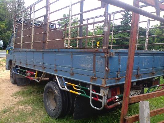 หกล้อ อีซูซุ NPR115เกียร์สั้น รถบ้านแท้ รดราคาแล้วครับ เจ้าของร้อนเงิน