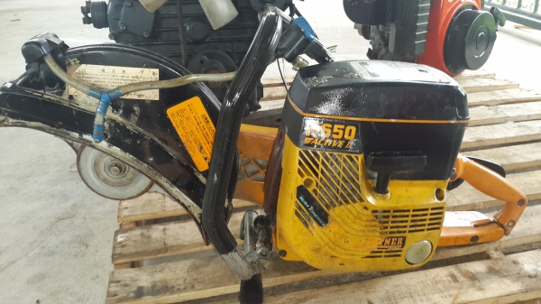 เครื่องตัดคอนกรีต เครื่องตัดคอนกรีต