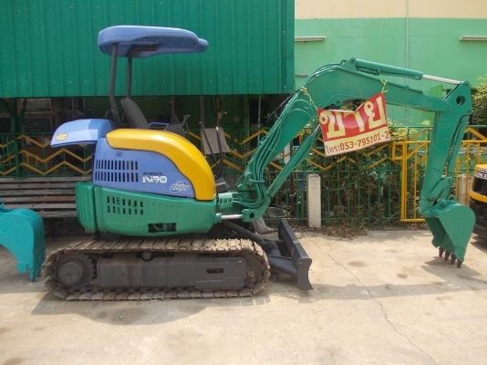 ขายรถขุด KOMATSU PC27 MR  เก่านอก จัดแนนซ์ได้