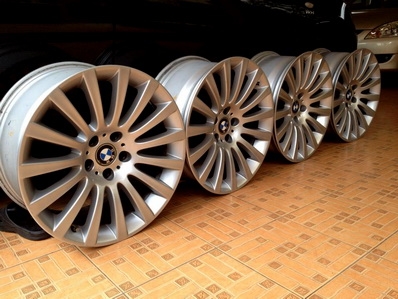 แม็กซ์แท้ BMW 19 นิ้ว CODE ครบตามรูป หน้า 8.5 หลัง 9.5 สวยทั้งชุด ตจวส่งฟรี