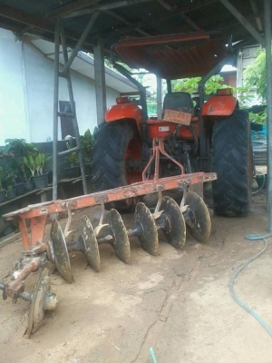 ขายรถไถคูโบต้า M 7040 เล่มทะเบียนพร้อม สภาพพร้อมใช้งาน ราคา 350,000 บาท โทร 087-9666599 คุณหนาม