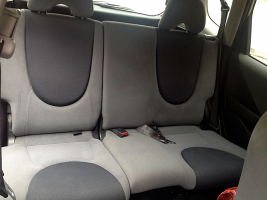 ขาย HONDA JAZZ ปี 2004 ราคาถูกๆคับ ขาย HONDA JAZZ ปี 2004 ราคาถูกๆคับ