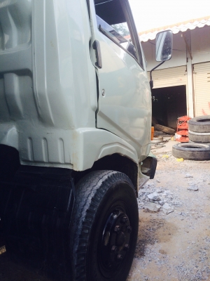 ฮีโน่ ดั้มตอง 777 ตัว แท้ ปี 34 เกียร์สั้น เทปแอร์ 117 แรง เพียง!!480000 ฮีโน่ ดั้มตอง 777 ตัว แท้ ปี 34 เกียร์สั้น เทปแอร์ 117 แรง เพียง!!480000