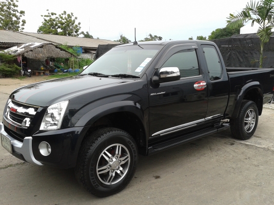 ขายISUZU, 2.5 HI-LANDER -TEQ ปี2010ขายรถสวยจัด รุ่นพิเศษ X-SERIES สีดำ