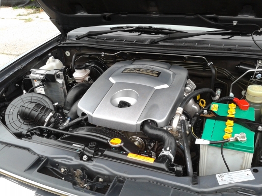 ขายISUZU, 2.5 HI-LANDER -TEQ ปี2010ขายรถสวยจัด รุ่นพิเศษ X-SERIES สีดำ