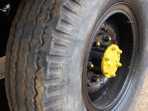 (ขายแต่กระบะรถครับ) 15000/ คัชซีกว้าง110ยาว 360  กระบะกว้าง 180) ราคาคุยกันได้