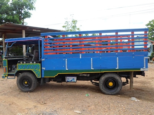 (ขายแต่กระบะรถครับ) 15000/ คัชซีกว้าง110ยาว 360  กระบะกว้าง 180) ราคาคุยกันได้