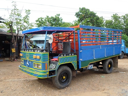 (ขายแต่กระบะรถครับ) 15000/ คัชซีกว้าง110ยาว 360  กระบะกว้าง 180) ราคาคุยกันได้