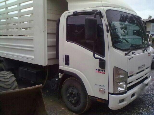 รถอีซูซุ 6 ล้อดั้ม 150 แรงม้า. ปี 53  ( รถวิ่ง 13,XXX กม. )   สนใจติดต่อ 081 - 6079515