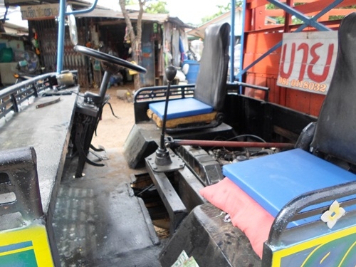 ขายแต่กระบะรถครับ 17000/ คัชซีกว้าง112 ยาว 360  กระบะกว้าง 180) ราคาคุยกันได้