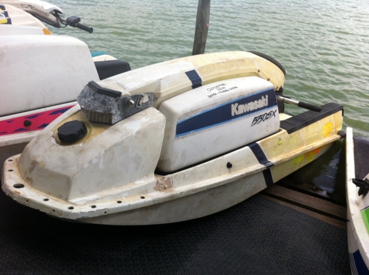 ขาย kawasaki 550 cc.เครื่องหลีดเดิมๆ..18,000 เล่นได้เลย..(ทำสีแล้ว)