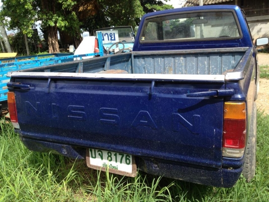 ขายdatsun720ทะเบียนโอน