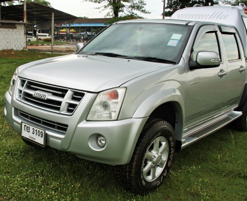 ขายตามสภาพเคยคว่ำมาแล้ว d-max cab 4 highlander 2.5 mt ปี 2007 สีบรอนเงิน 345,000 บาท ถอดหลังคาแล้ว พร้อมใช้