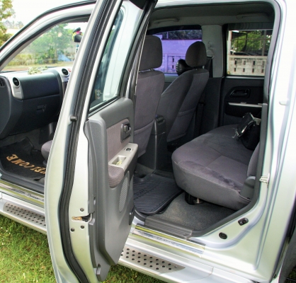 ขายตามสภาพเคยคว่ำมาแล้ว d-max cab 4 highlander 2.5 mt ปี 2007 สีบรอนเงิน 345,000 บาท ถอดหลังคาแล้ว พร้อมใช้