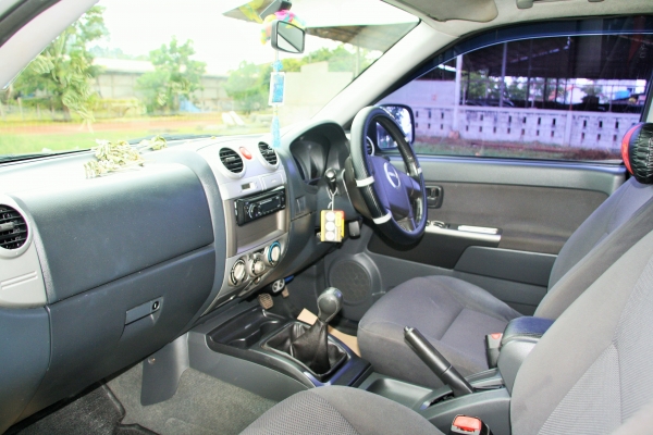 ขายตามสภาพเคยคว่ำมาแล้ว d-max cab 4 highlander 2.5 mt ปี 2007 สีบรอนเงิน 345,000 บาท ถอดหลังคาแล้ว พร้อมใช้