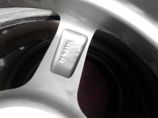 ขายแม๊ก ยอดนิยม พร้อมยางสวยๆ 1 ชุด 4 ล้อ TEL.081-427-3941 ขายแม๊ก ยอดนิยม พร้อมยางสวยๆ 1 ชุด 4 ล้อ TEL.081-427-3941