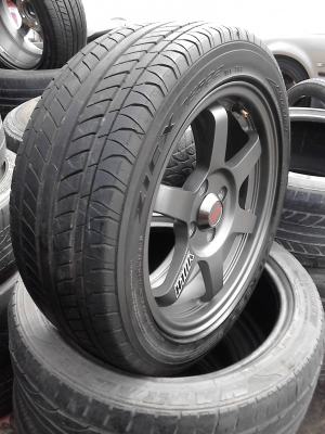 ขายแม๊ก ยอดนิยม พร้อมยางสวยๆ 1 ชุด 4 ล้อ TEL.081-427-3941 ขายแม๊ก ยอดนิยม พร้อมยางสวยๆ 1 ชุด 4 ล้อ TEL.081-427-3941